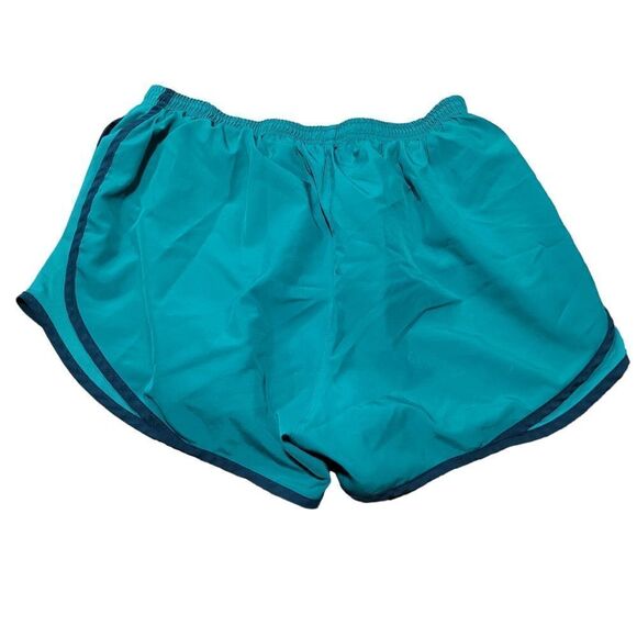 Nike Green dri fit shorts - Picture 2 of 3